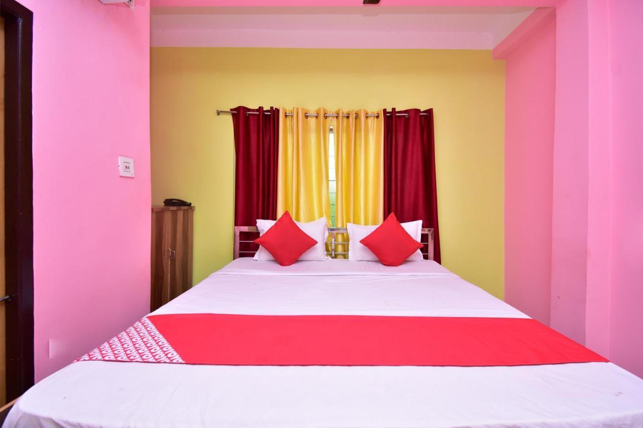Oyo 16609 Trinayani Guest House 타라피트 외부 사진