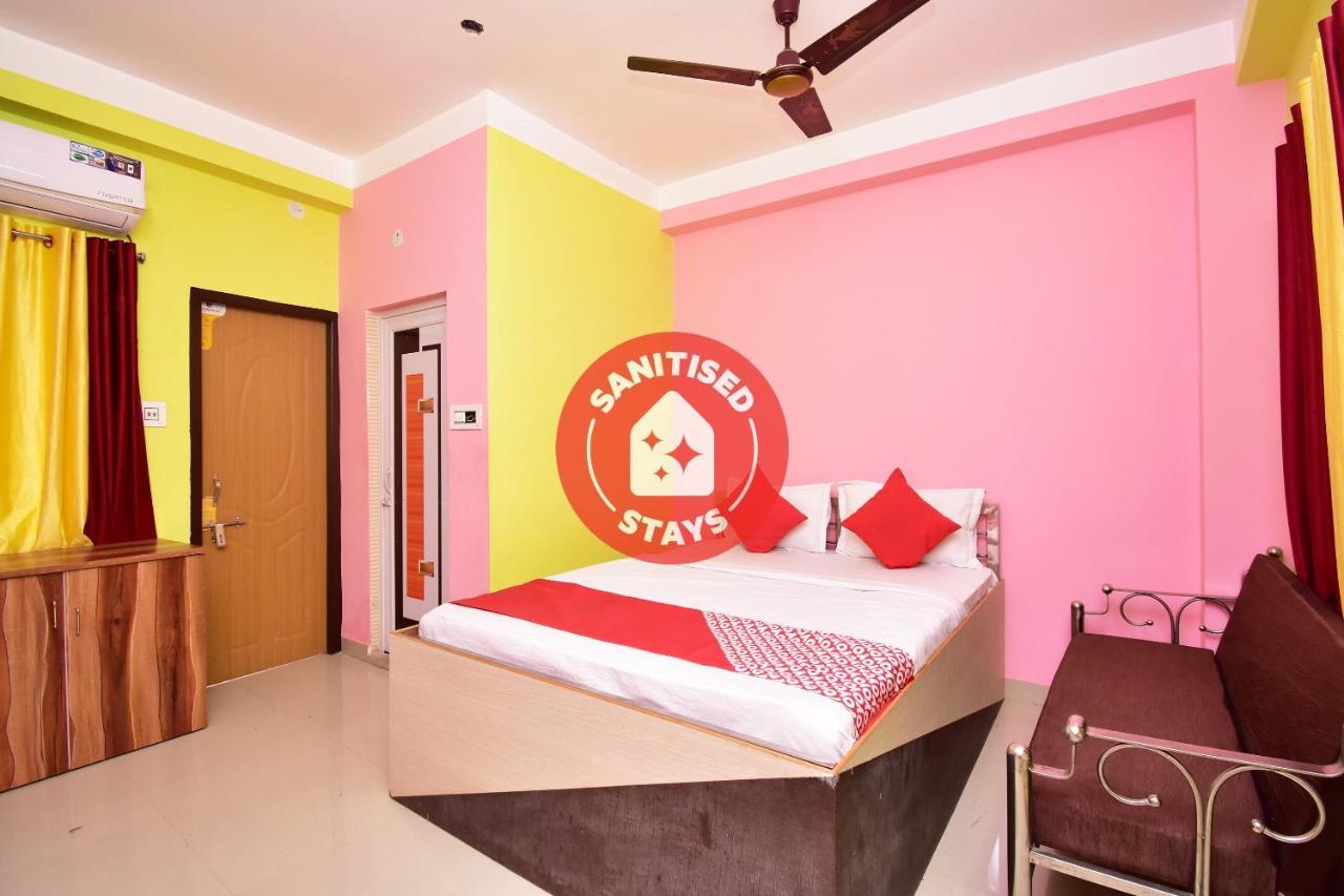 Oyo 16609 Trinayani Guest House 타라피트 외부 사진